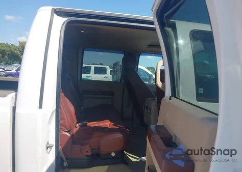 2014 Ford F-250 Lariat z USA, uszkodzony, nr VIN 1FT7W2BT0EEB40821